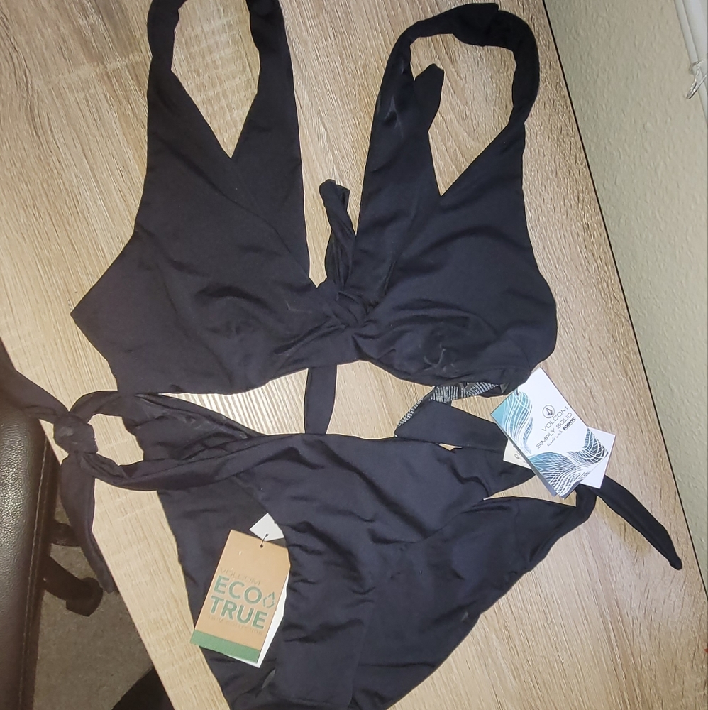 volcom bikini set- Small